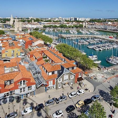 Charmant Cocon Iode Cosy Equipe, Baigne De Lumiere, Situe Au Coeur De La Rochelle A 1Min A Pied Du Marche Central Avec Tv Et Wifi Exterior photo